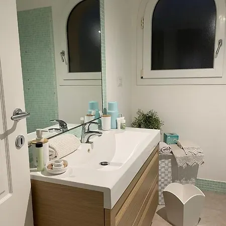 Apartment Green House
